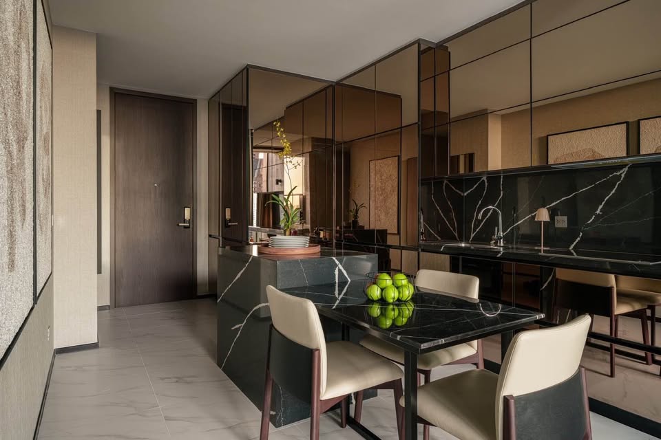 ให้เช่า The ESSE สุขุมวิท 36 | 0 เมตรจาก BTS ทองหล่อ 