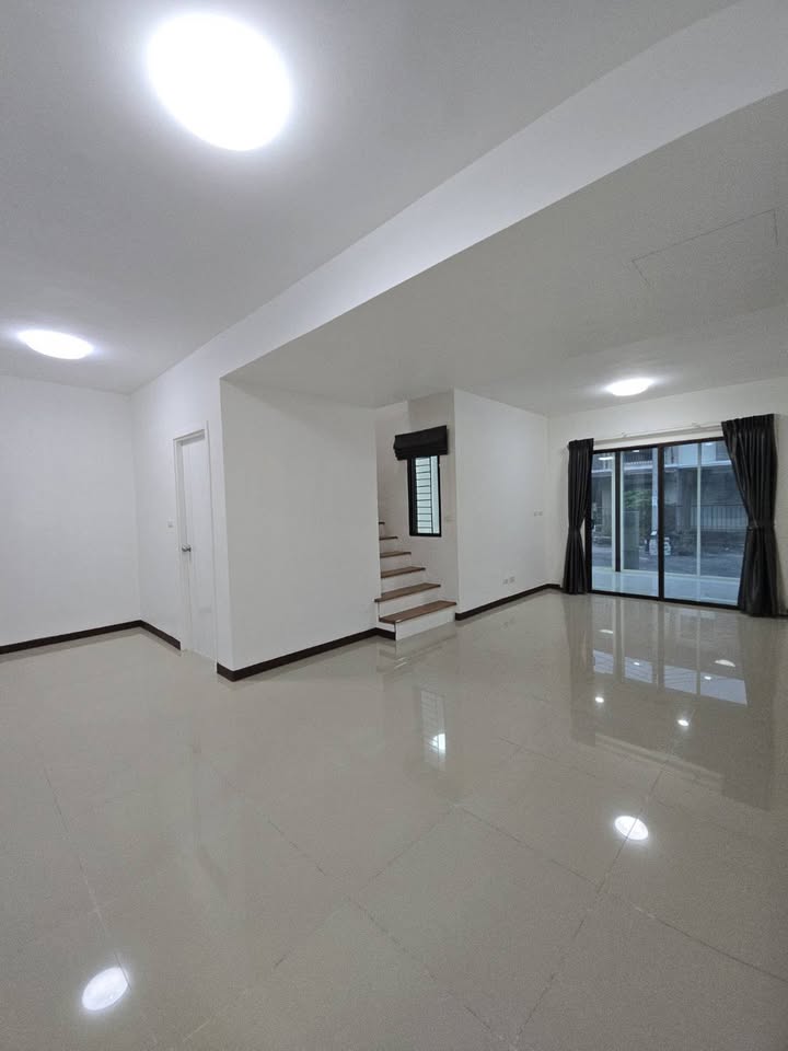 🏡 Pruksa Ville 57 Townhome