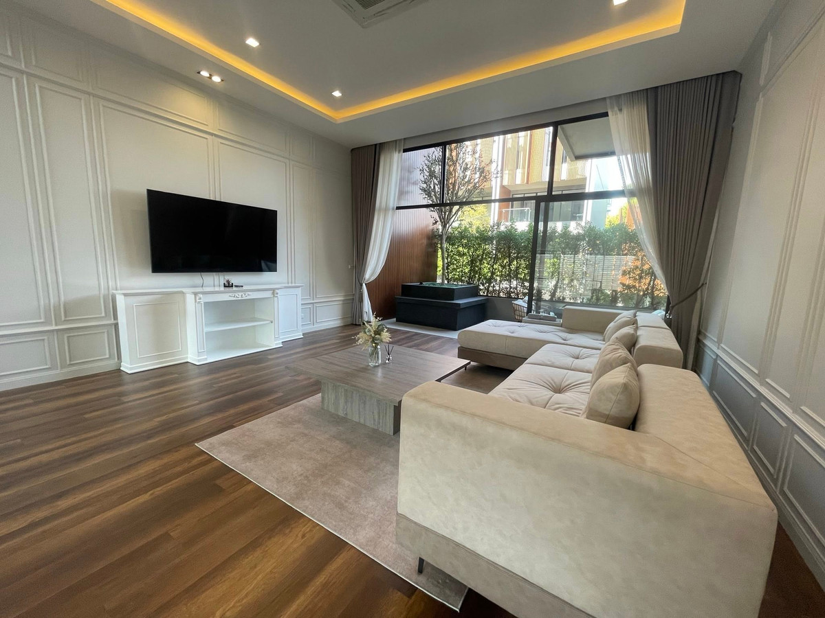 Luxury Townhome 4 ห้องนอน – The Park Lane Sukhumvit 105