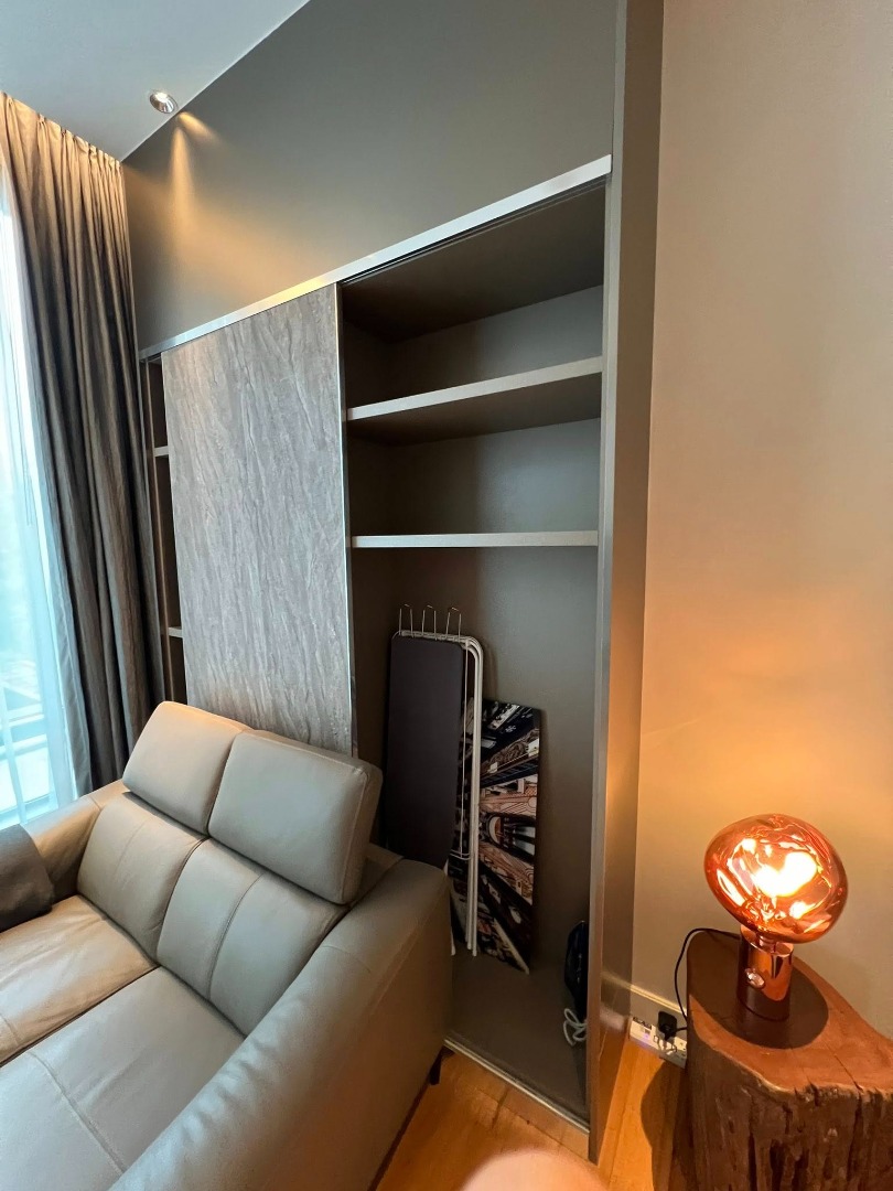  Sindhorn Residence Langsuan 