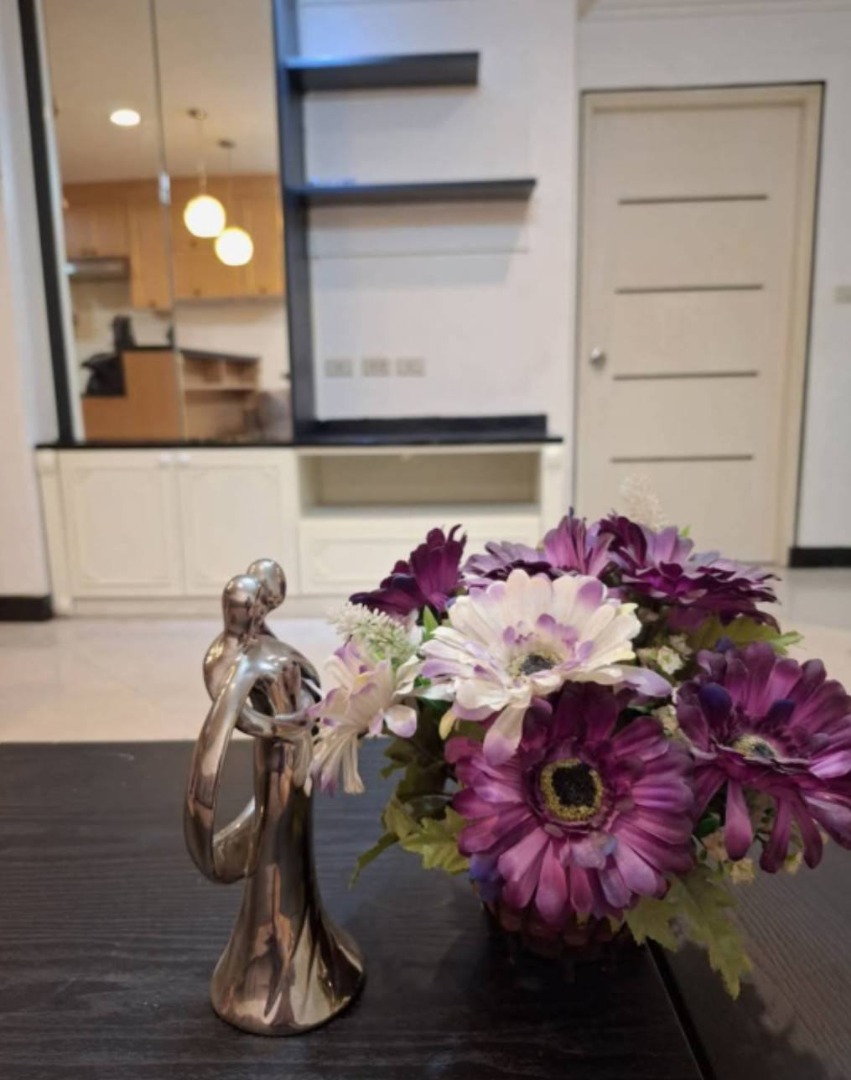  อโศก เพลส คอนโด