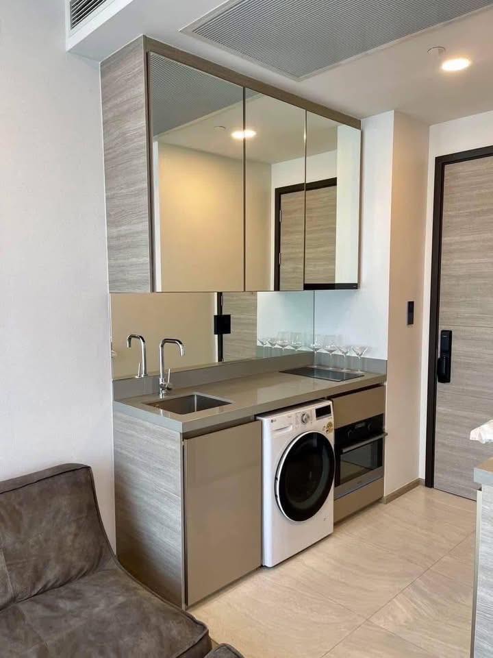 The Crest Park Residences