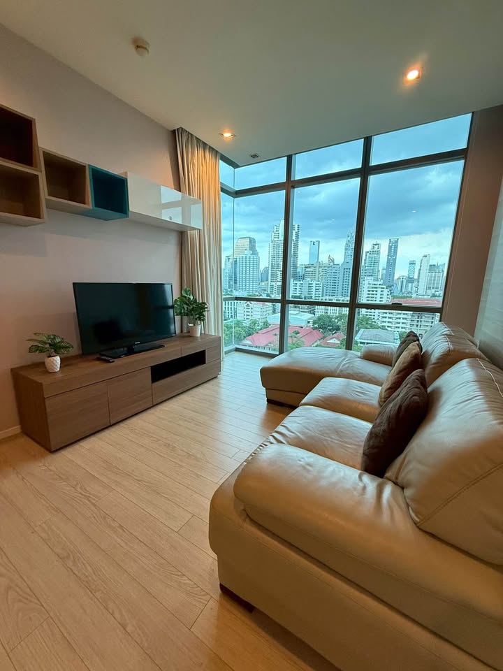The Room Sukhumvit 21
