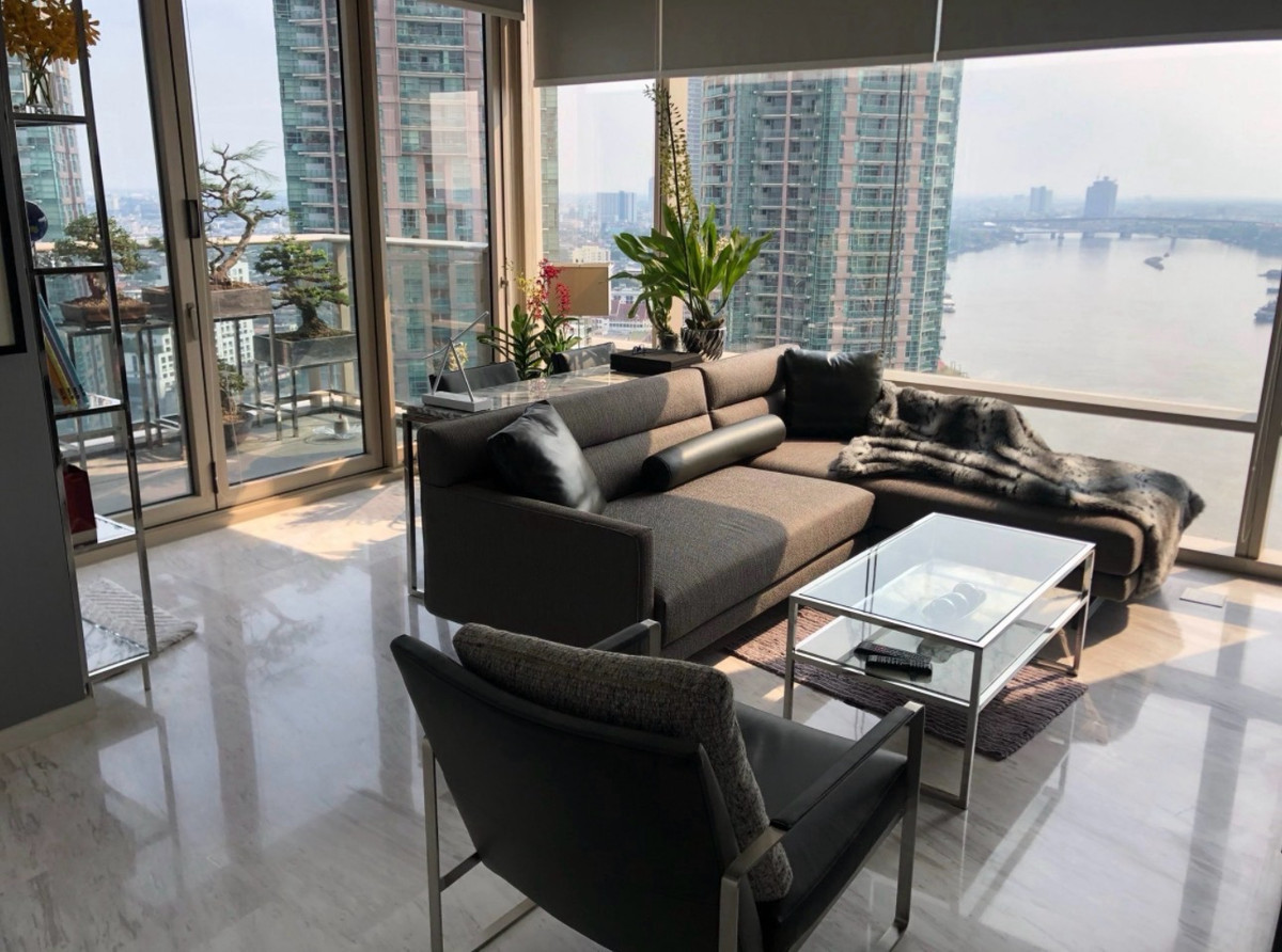 Four Seasons Private Residences Bangkok