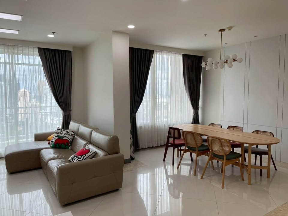 The Empire Place Sathorn