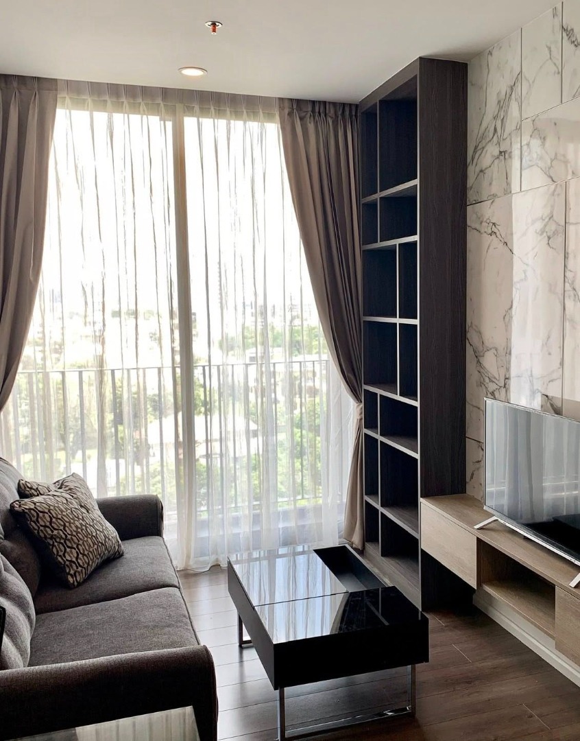 Whizdom Essence สุขุมวิท 101