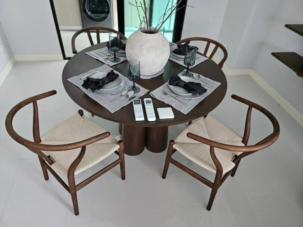 Nirvana Define กรุงเทพกรีฑา (บ้านหรูหลังริม)