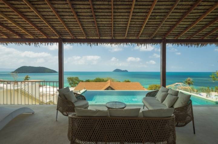 Lonely Beach Luxury Villa