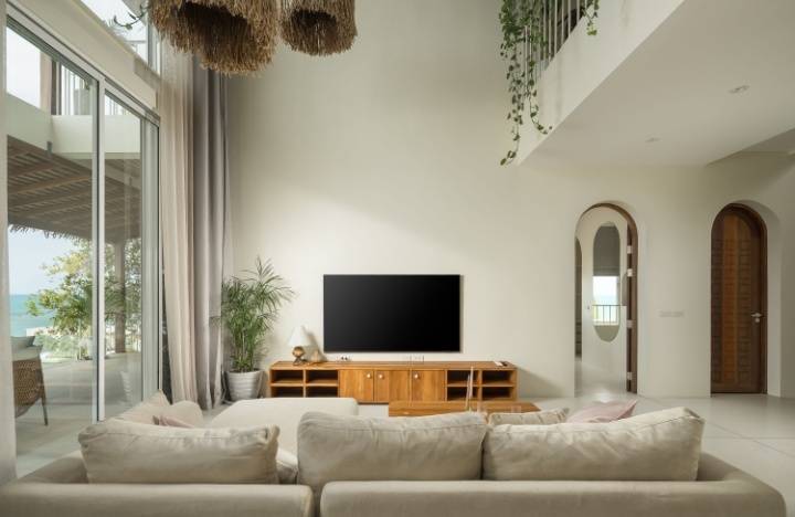 Lonely Beach Luxury Villa