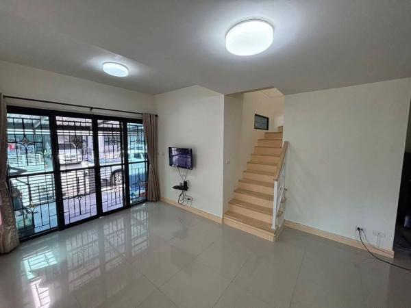 The Connect 27 เฉลิมพระเกียรติ ร.9 ซอย 67