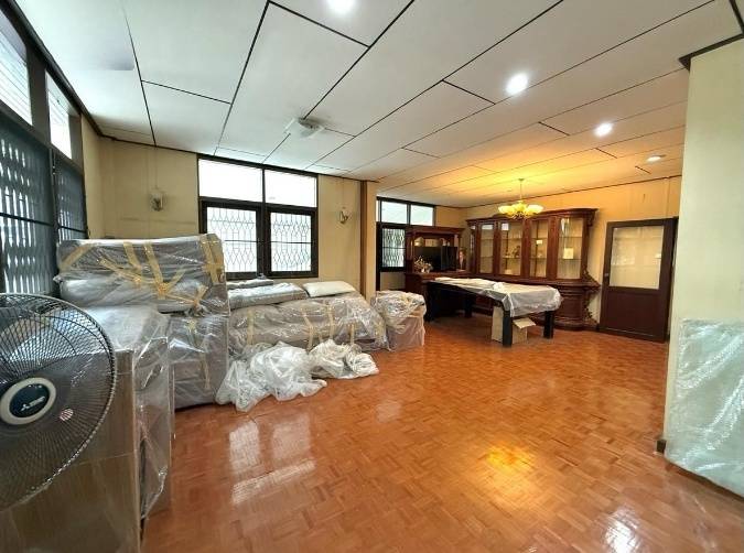  ให้เช่า บ้านเดี่ยว ซอยสุขุมวิท 26 ทำเลเงียบสงบ ใจกลางเมือง