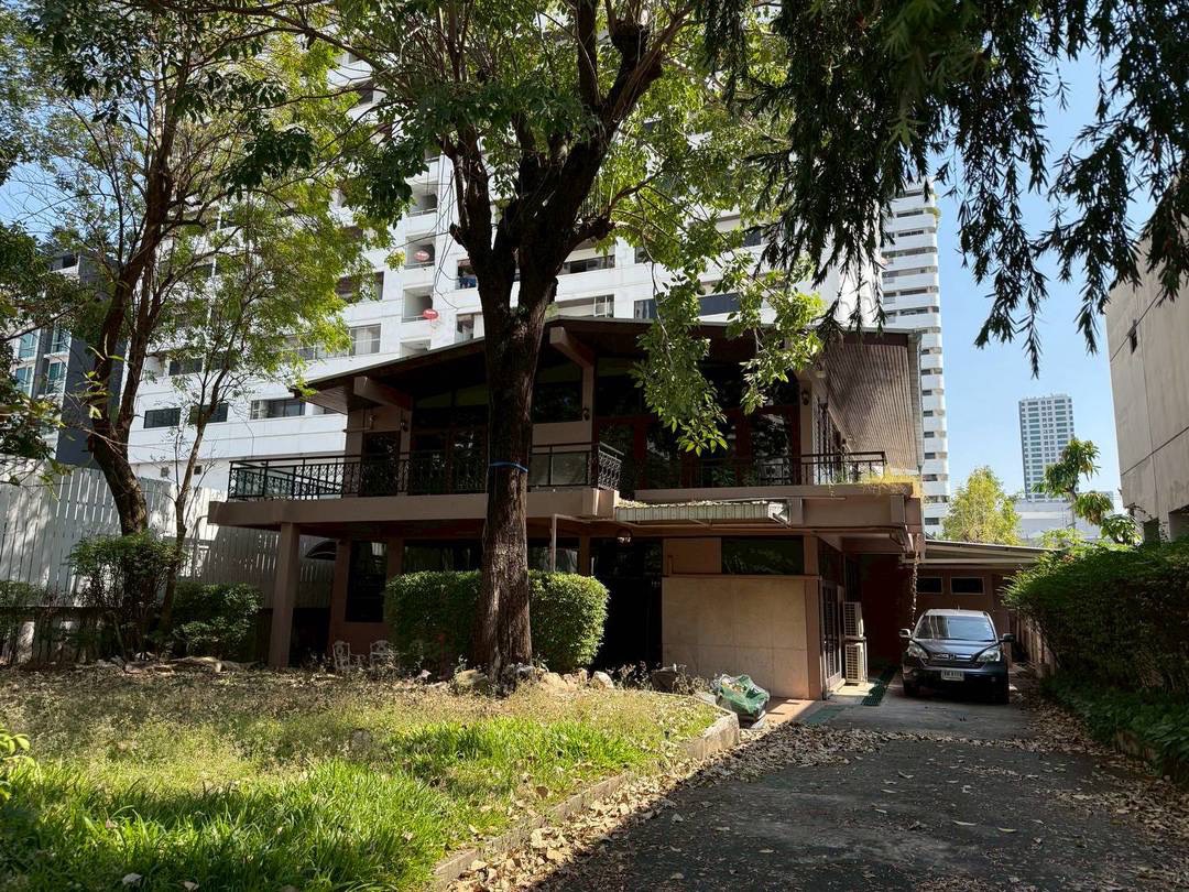 🏡 ให้เช่า บ้านเดี่ยวพร้อมสวนส่วนตัว – สุขุมวิท 13 🌿