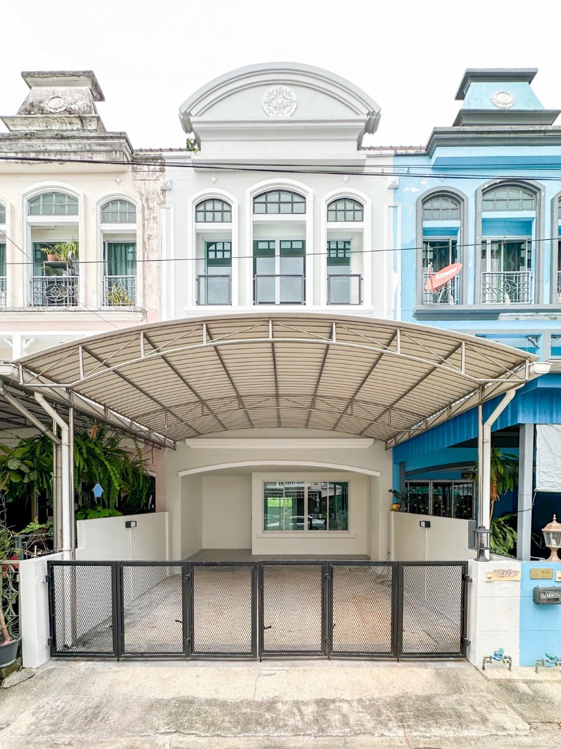 ทาวน์โฮม “เดอ สยาม” สวนหลวง ร.9 บ้านใหญ่ ฟังก์ชันครบ ในราคาที่ถูกกว่าคอนโดบางโครงการ!