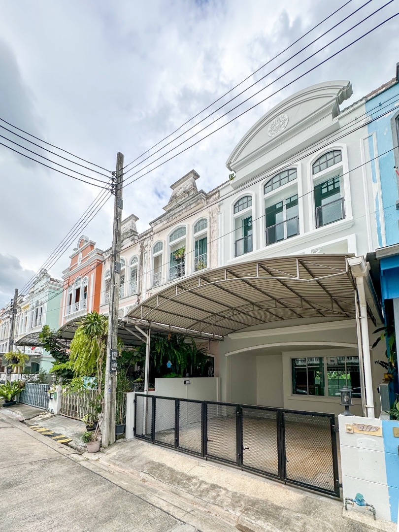 ทาวน์โฮม “เดอ สยาม” สวนหลวง ร.9 บ้านใหญ่ ฟังก์ชันครบ ในราคาที่ถูกกว่าคอนโดบางโครงการ!