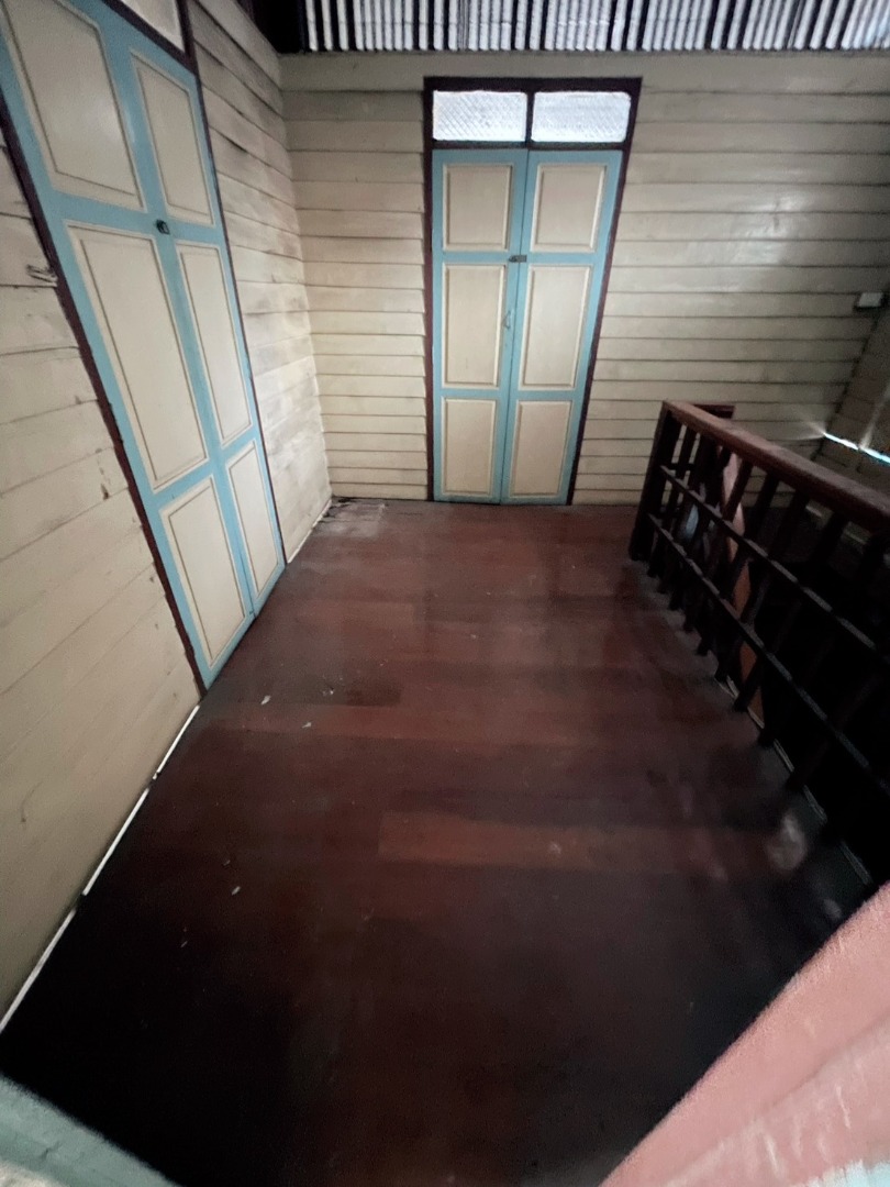 ให้เช่าอาคารทำเลทอง ใกล้ถนนข้าวสาร – เหมาะลงทุนทำ Homestay / Café