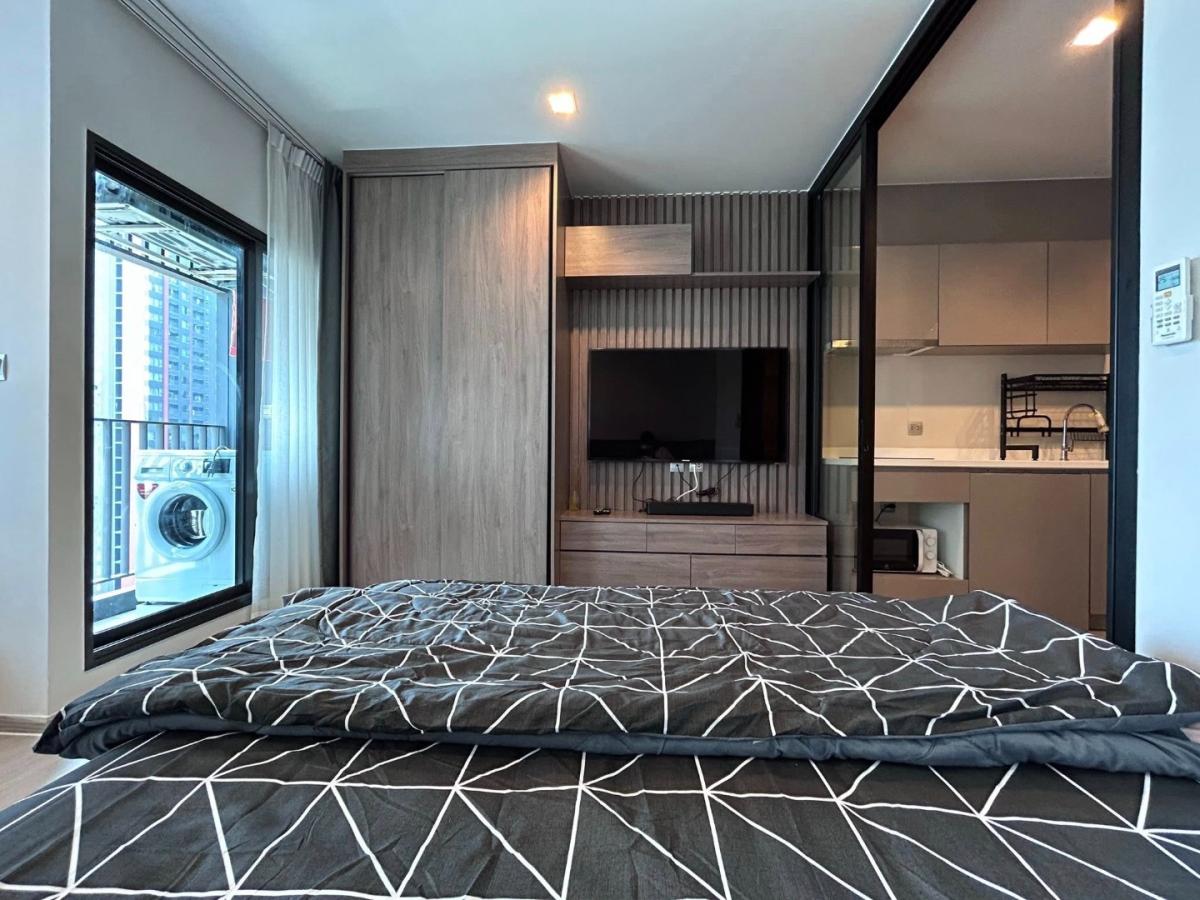 Life Asoke – Rama 9 