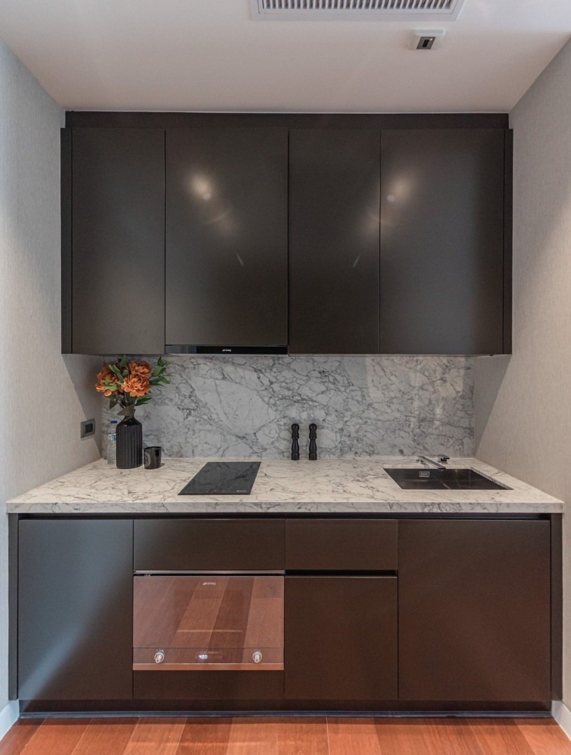For Sale: KHUN by Yoo Inspired by Starck – Thonglor