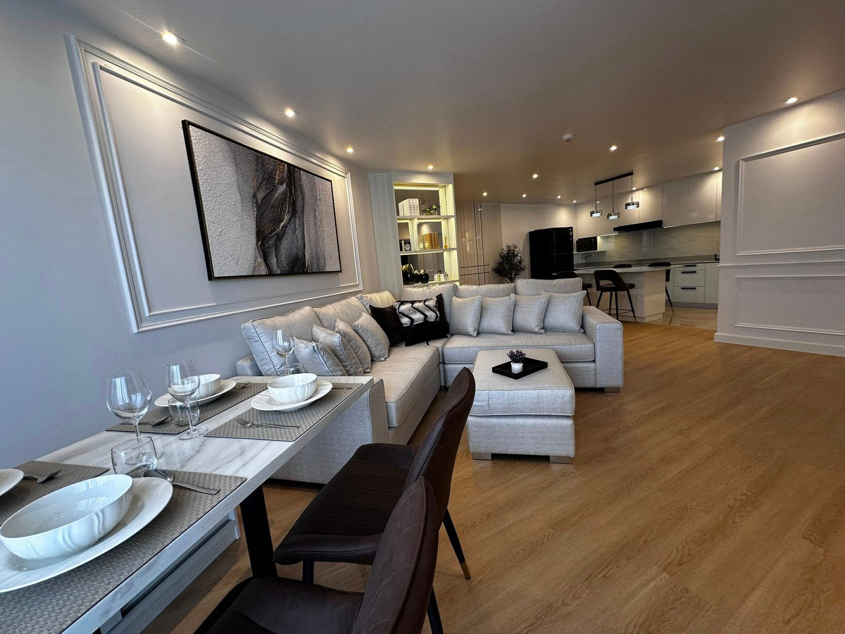 elle Park Residence – Narathiwat 24 / Sathupradit 19