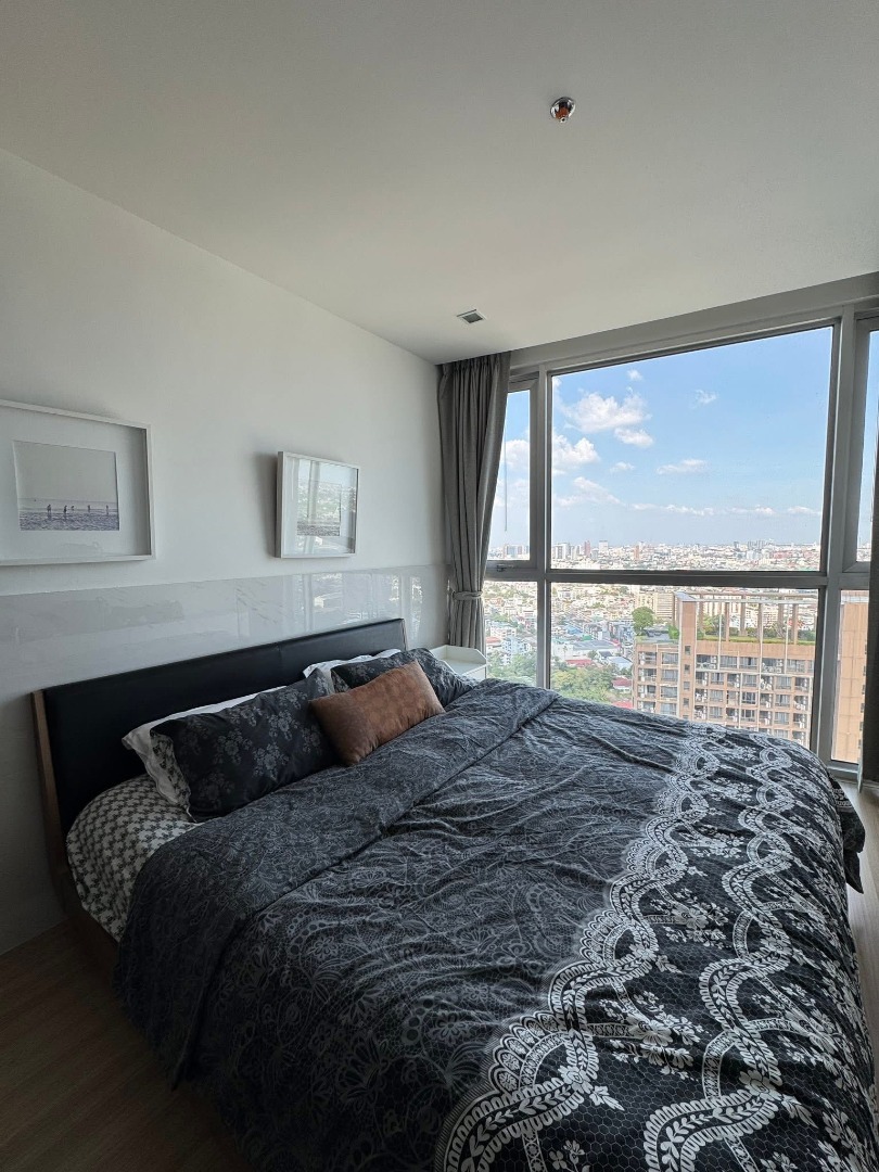ให้เช่า Sky Walk Residence | ชั้นสูง วิวเมืองเต็มๆ ติด BTS พระโขนง 🚆