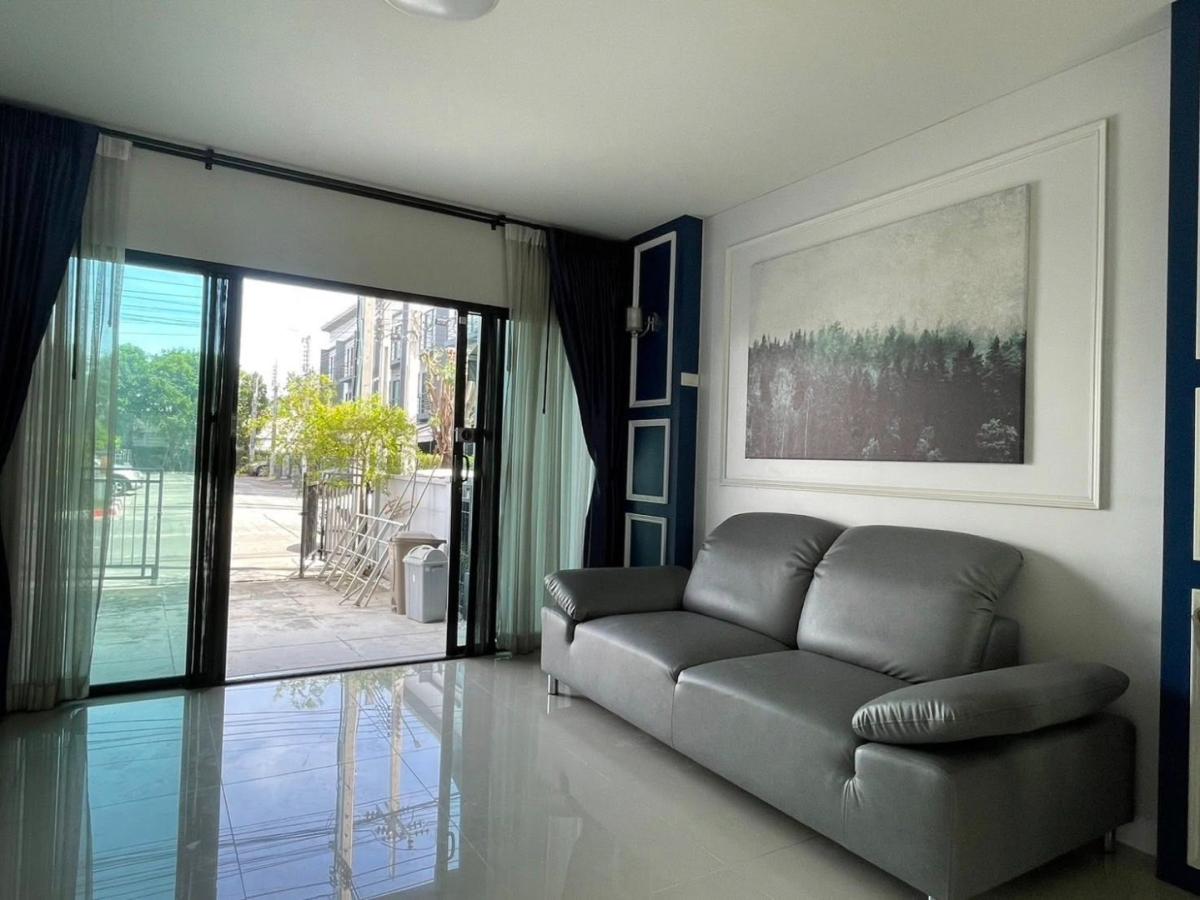 ให้เช่า บ้านกลางเมือง พระราม 9–อ่อนนุช | ทาวน์โฮม 3 ชั้น พร้อมอยู่