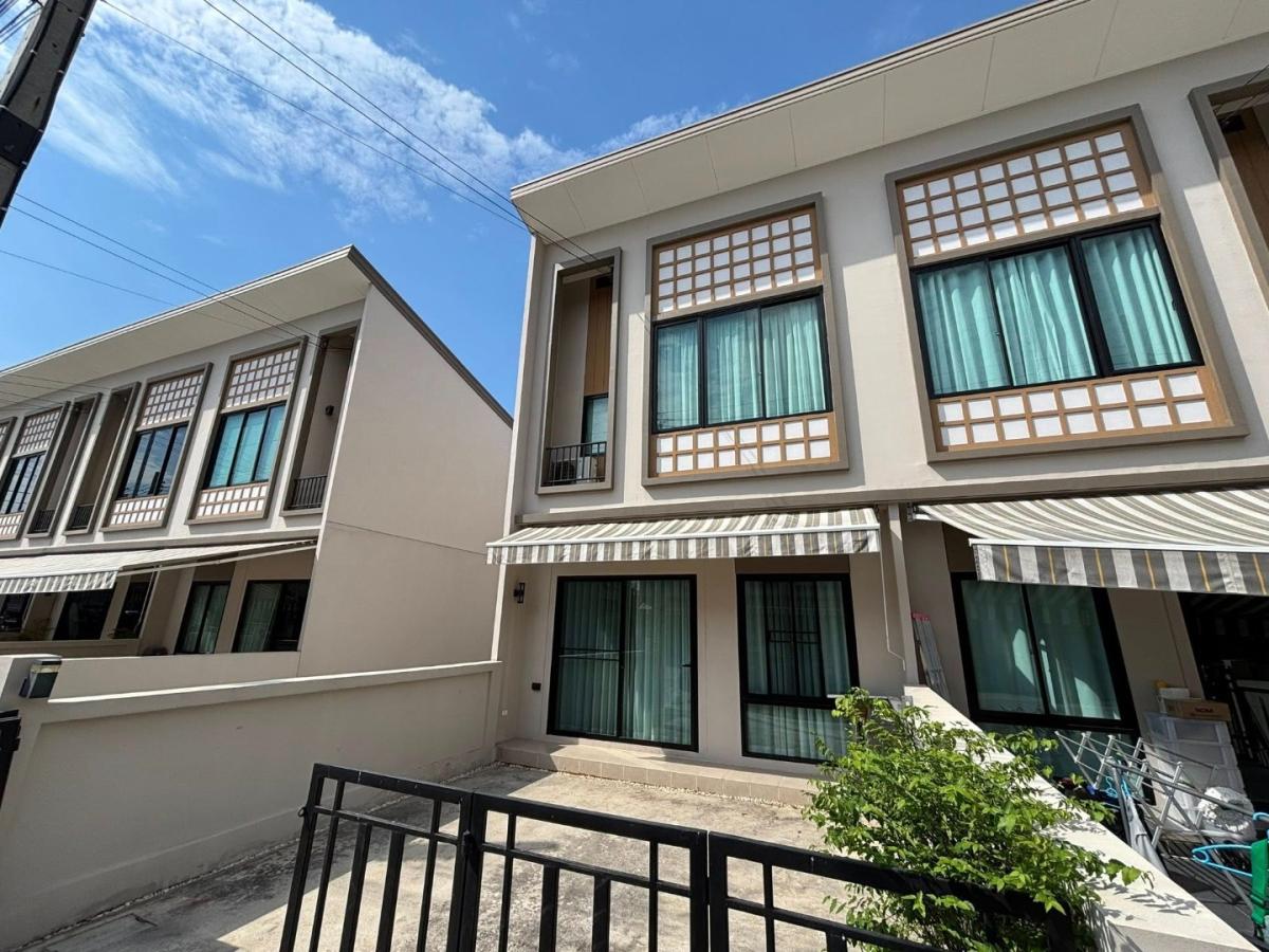 ทาวน์โฮม 2 ชั้น หลังมุม สภาพนางฟ้า | พร้อมอยู่ (ขาย/เช่า) 🏡✨