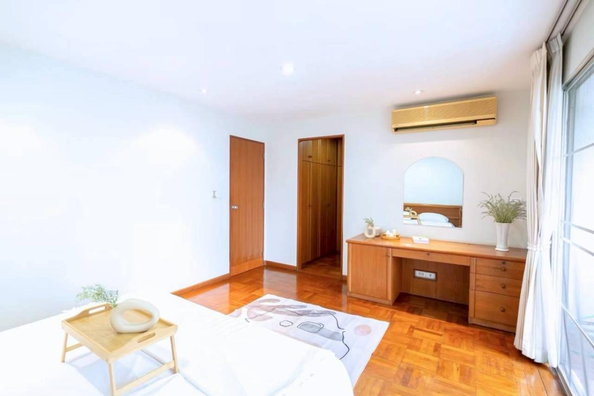  Ma Peng Seng Apartment | Sukhumvit 31 | Pet-Friendly