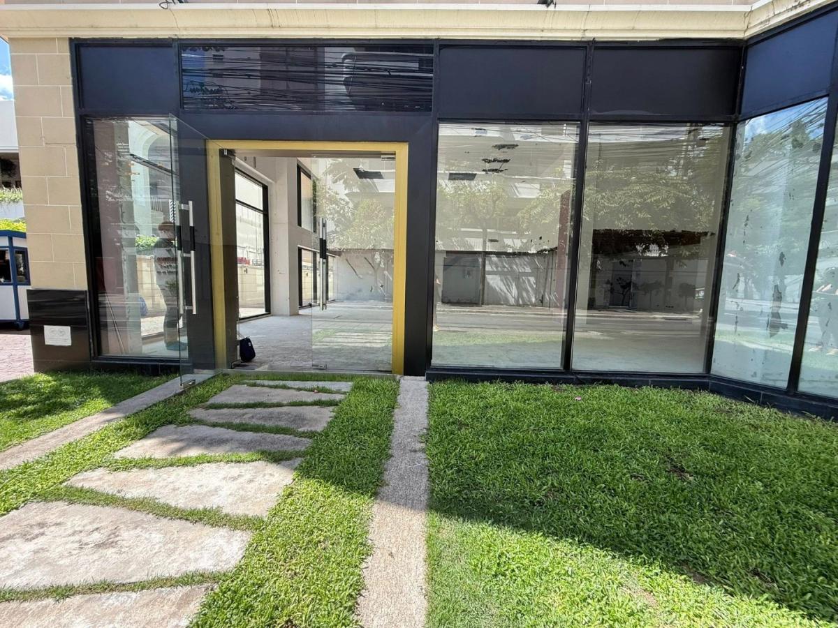 Commercial Space for Rent – Phrom Phong