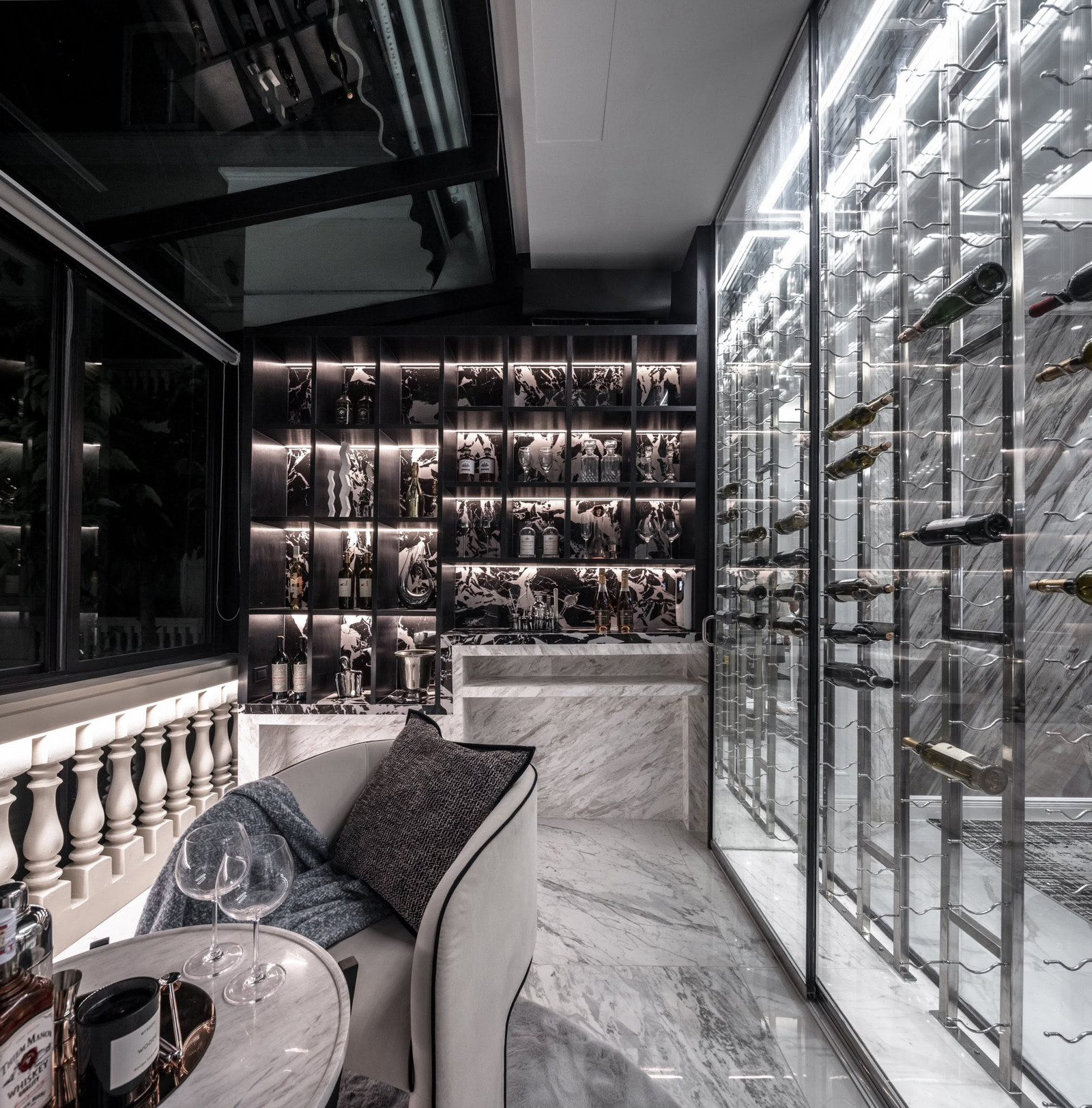 บ้านหรูระดับ Ultra Luxury ใจกลางเอกมัย