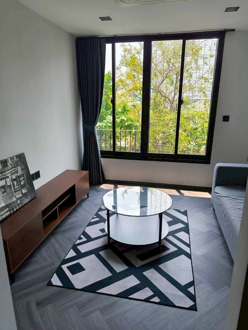 L SCAPE RATCHADA