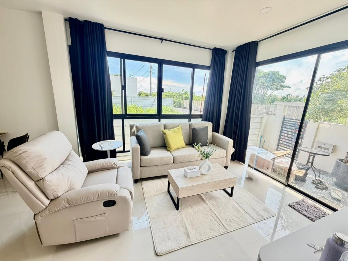 Tanaphol Property
