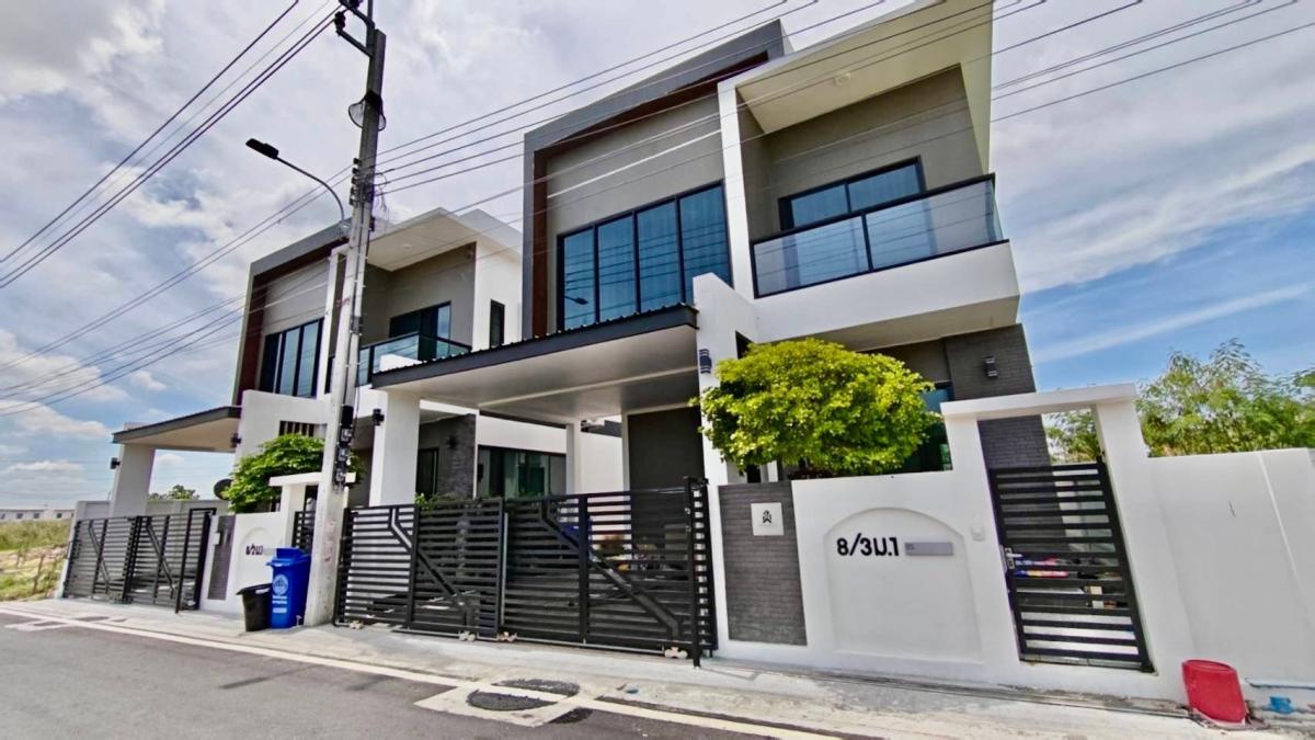 Tanaphol Property