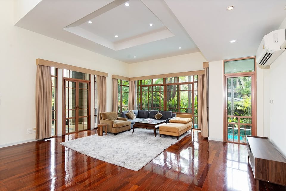 Baan Sansiri Sukhumvit 67