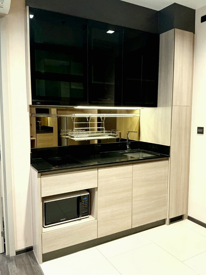 THE LINE Asoke–Ratchada