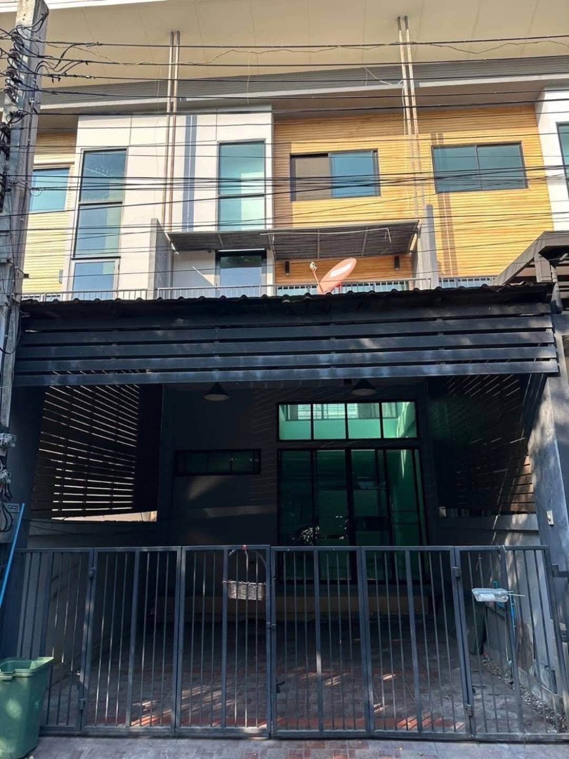  Eco Space Bangna Village