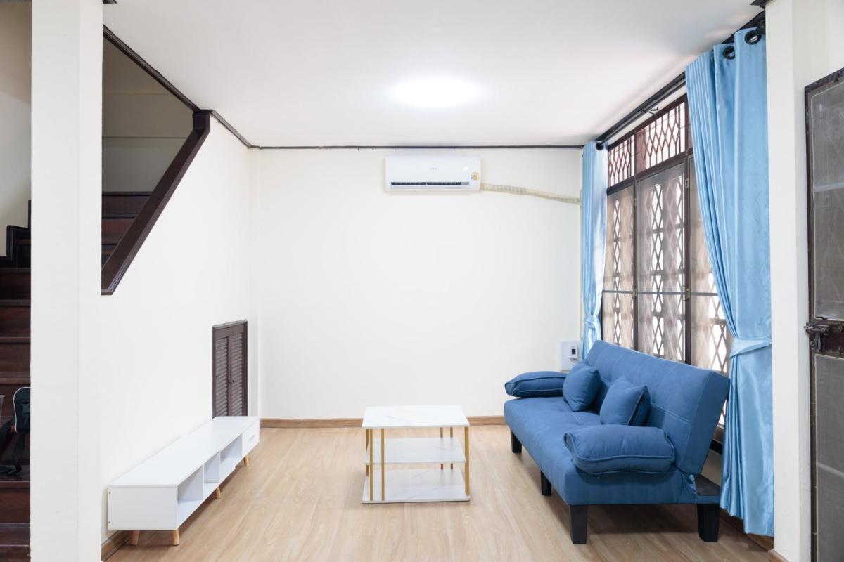  2-storey house in huai khwang – ratchada