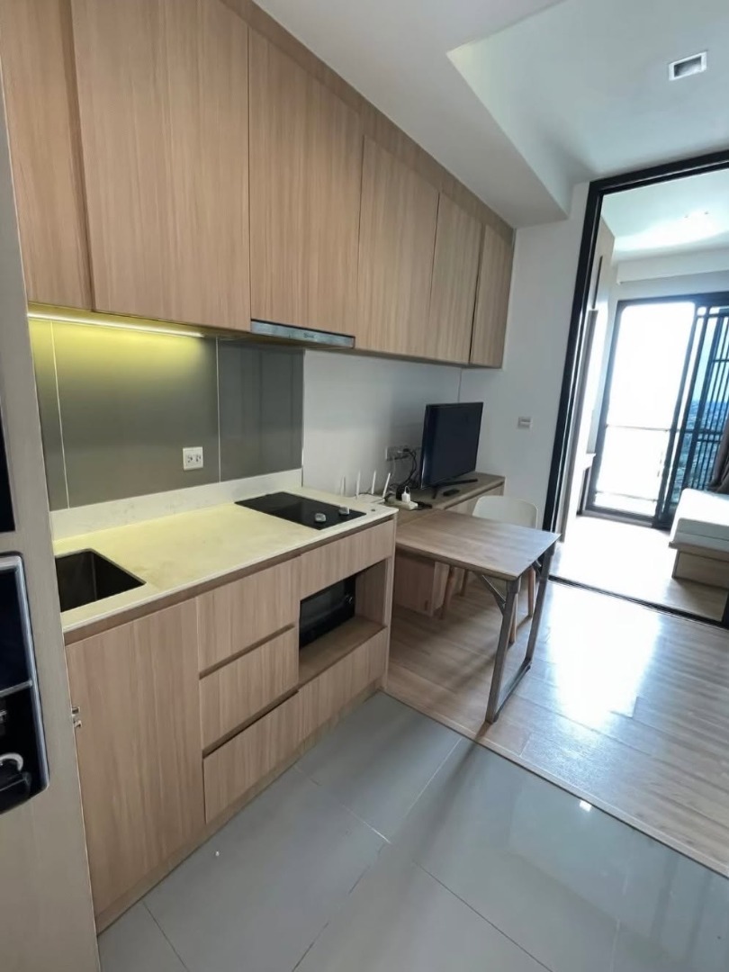 M Jatujak Condominium
