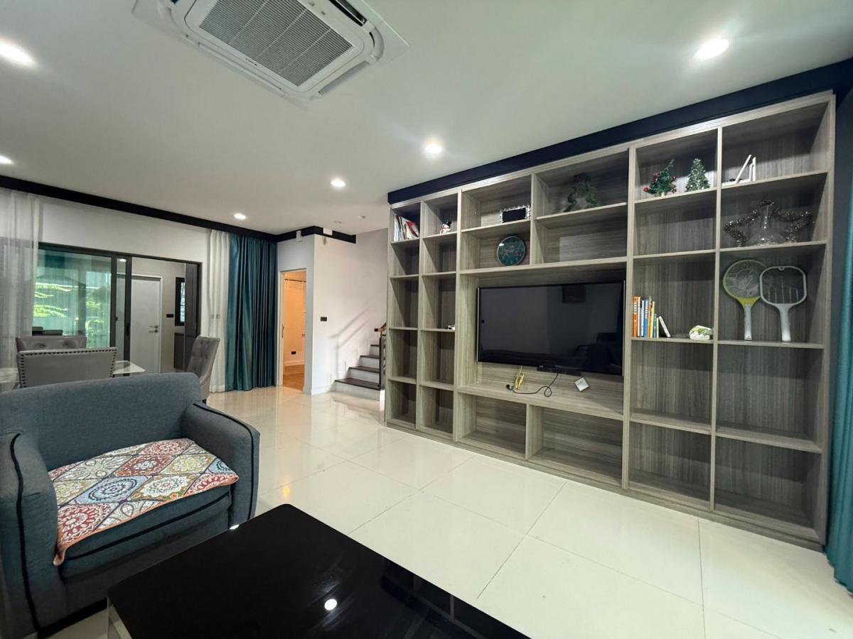 Setthasiri Krungthep Kreetha 2 