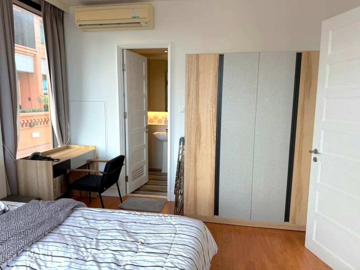 Aguston Sukhumvit 22