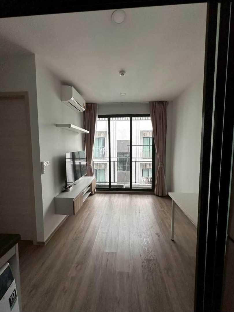 Brompton Pet Friendly Sukhumvit 107 