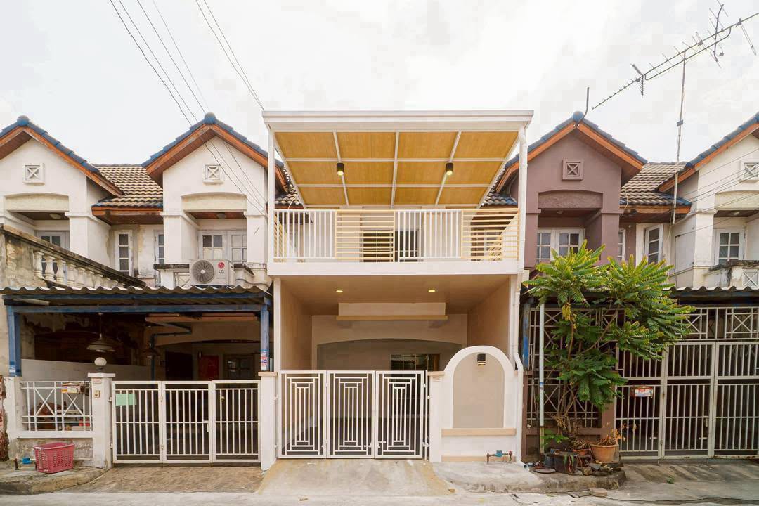 Lumpini Town