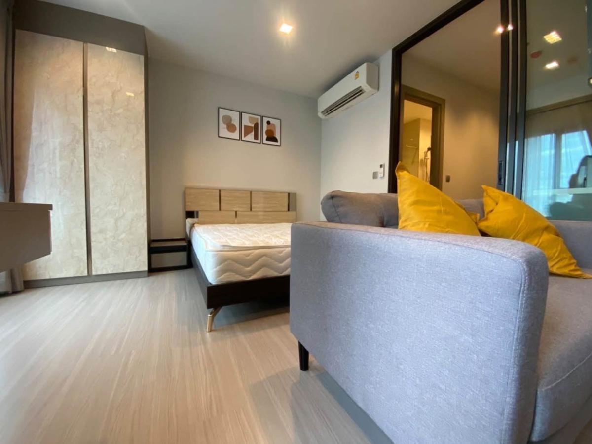  Life Asoke Rama 9
