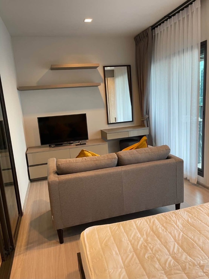  Life Asoke Rama 9