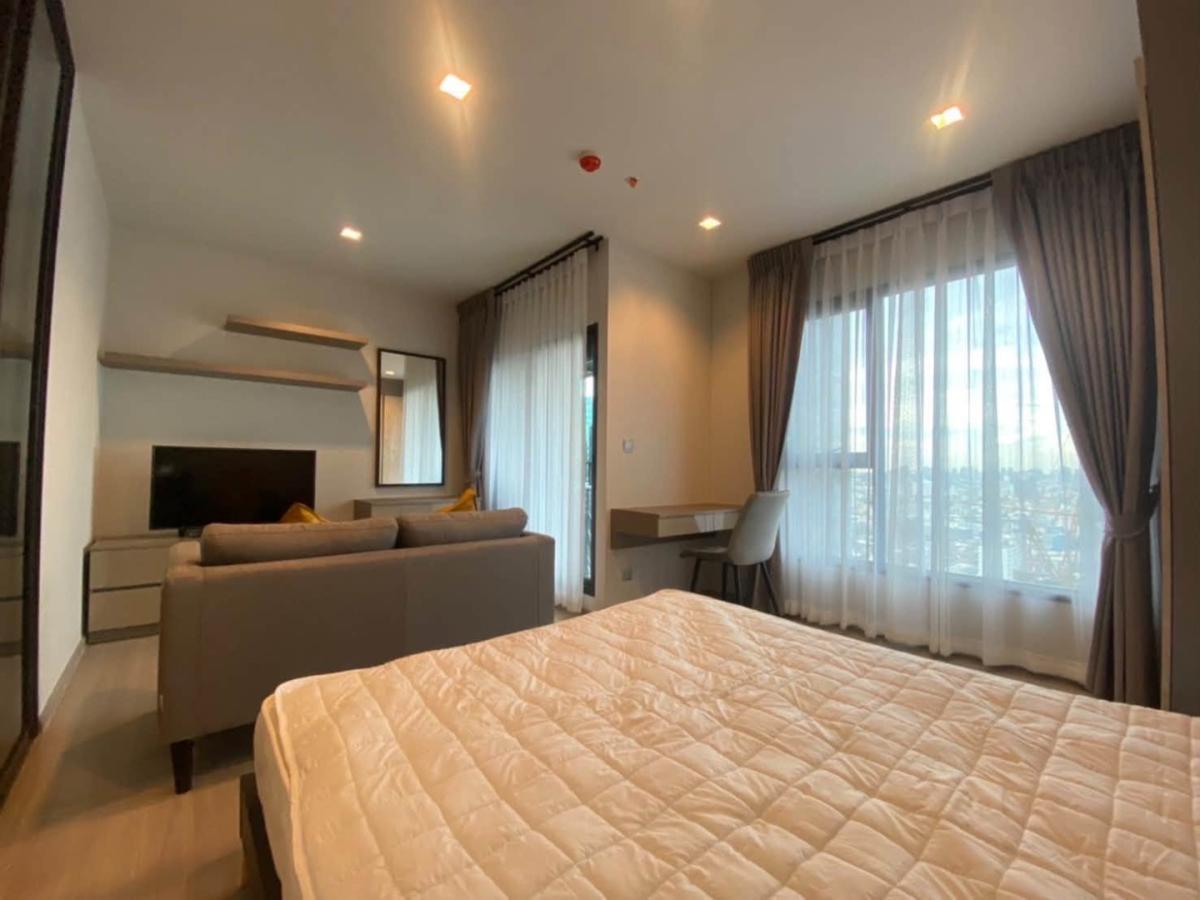  Life Asoke Rama 9