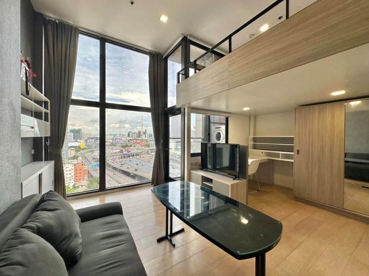 Chewathai Residence Asoke 