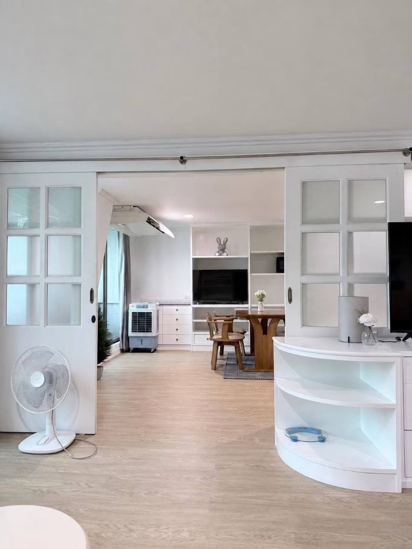 Diamond Tower Silom Soi 7