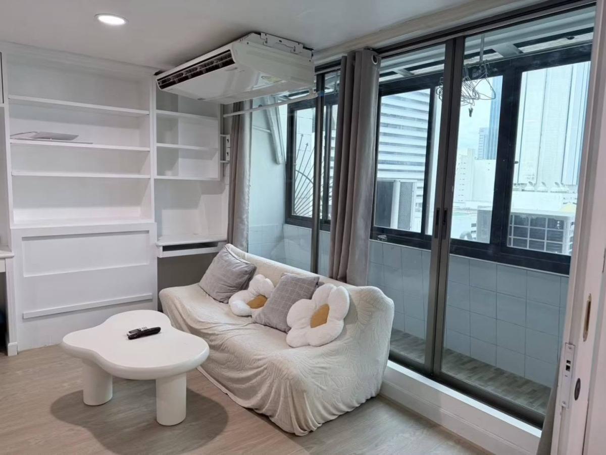Diamond Tower Silom Soi 7