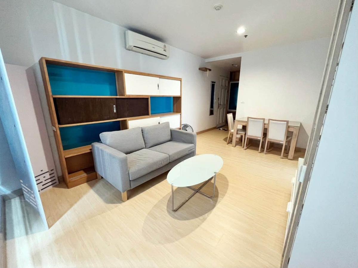 Life @ Ratchada – Huai Khwang
