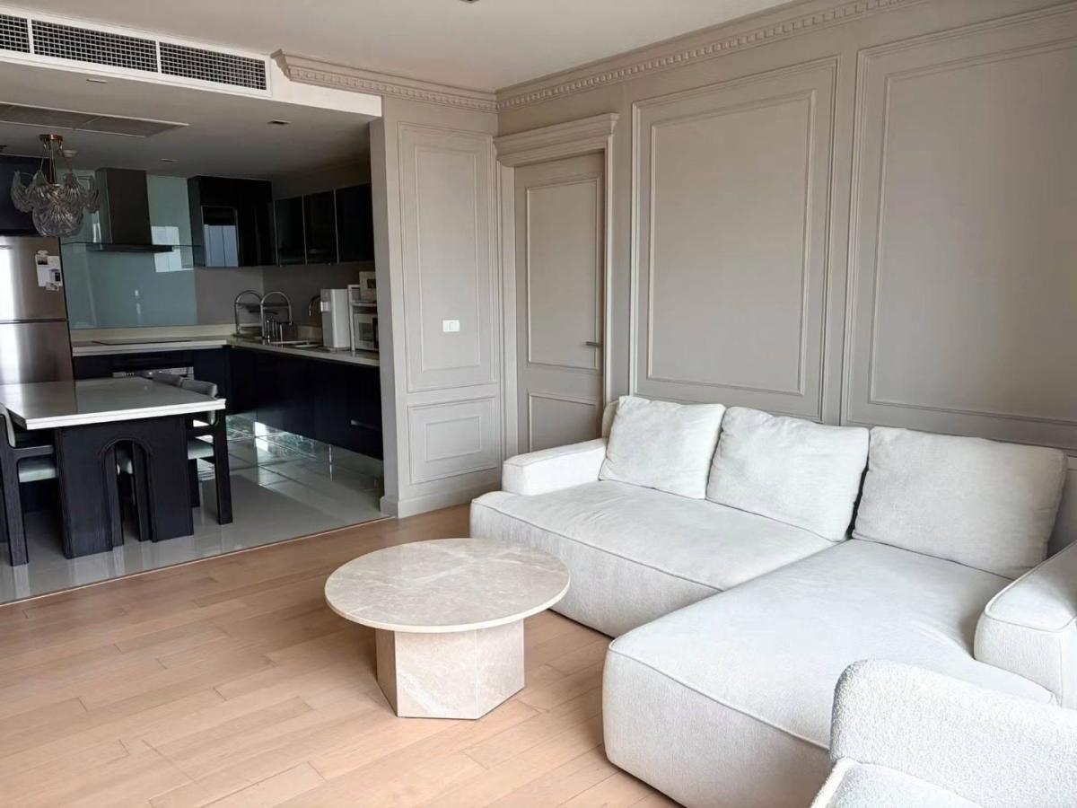 EIGHT THONGLOR RESIDENCES
