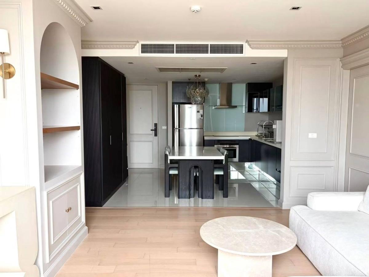 EIGHT THONGLOR RESIDENCES