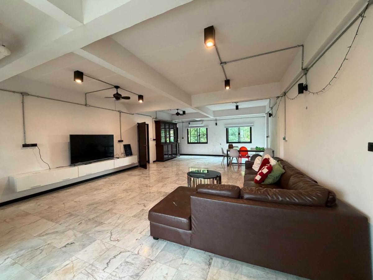 5-STOREY LOFT TOWNHOME | FOR SALE & RENT